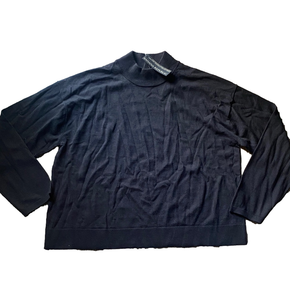 Banana Republic Black Turtleneck Sweater 100 % Merino Wool